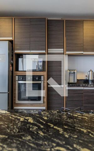 Casa de condomínio à venda com 287m², 3 quartos e 4 vagas Casa de condomínio à venda com 287m², 3 quartos e 4 vagasCozinha e Área de Serviço
