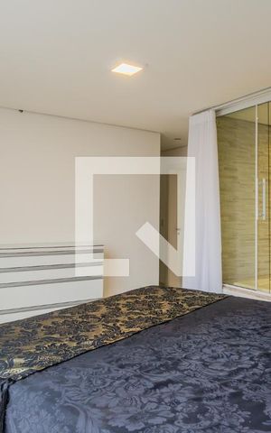 Casa de condomínio à venda com 287m², 3 quartos e 4 vagas Casa de condomínio à venda com 287m², 3 quartos e 4 vagasQuarto 3 - Suíte