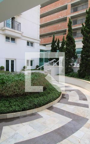 Apartamento à venda com 321m², 4 quartos e 6 vagasÁrea Comum
