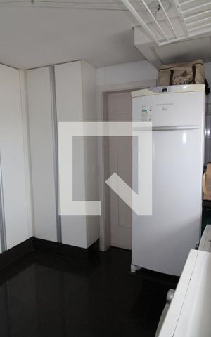 Apartamento à venda com 321m², 4 quartos e 6 vagasÁrea de Serviço