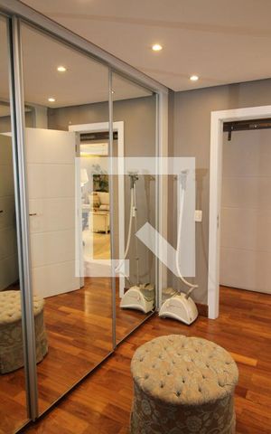 Apartamento à venda com 321m², 4 quartos e 6 vagasQuarto 4