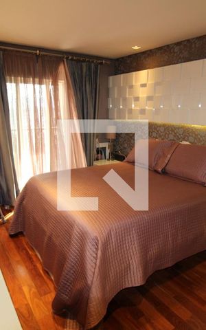 Apartamento à venda com 321m², 4 quartos e 6 vagasQuarto 4