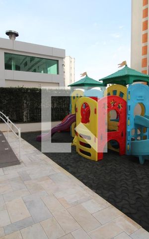 Apartamento à venda com 321m², 4 quartos e 6 vagasÁrea Comum