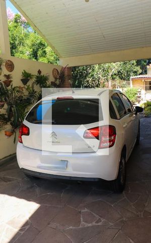 Casa para alugar com 220m², 4 quartos e 2 vagas Casa para alugar com 220m², 4 quartos e 2 vagasGaragem