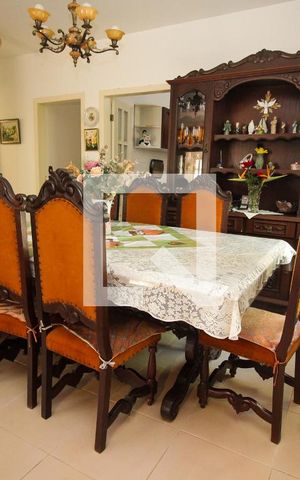 Casa para alugar com 220m², 4 quartos e 2 vagas Casa para alugar com 220m², 4 quartos e 2 vagasSala de Jantar