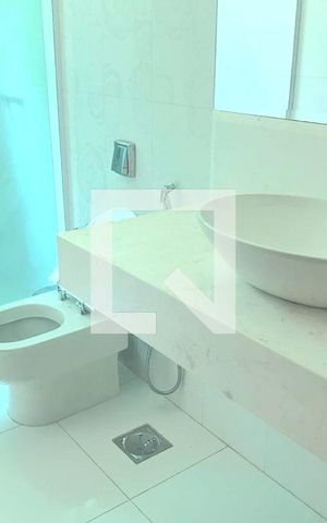 Casa de condomínio à venda com 1100m², 6 quartos e 6 vagas Casa de condomínio à venda com 1100m², 6 quartos e 6 vagasBanheiro 2