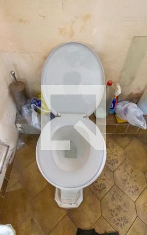 Casa à venda com 100m², 3 quartos e 1 vaga Casa à venda com 100m², 3 quartos e 1 vagaLavabo garagem