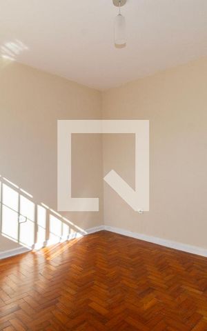Casa para alugar com 50m², 1 quarto e sem vaga Casa para alugar com 50m², 1 quarto e sem vagaSala