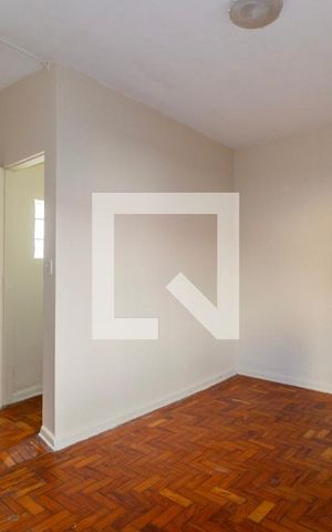 Casa para alugar com 50m², 1 quarto e sem vaga Casa para alugar com 50m², 1 quarto e sem vagaQuarto