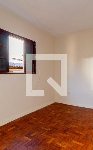 Casa para alugar com 50m², 1 quarto e sem vaga Casa para alugar com 50m², 1 quarto e sem vagaQuarto