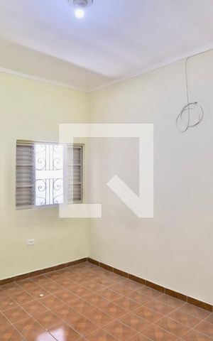 Casa à venda com 220m², 2 quartos e 3 vagas Casa à venda com 220m², 2 quartos e 3 vagasQuarto 2