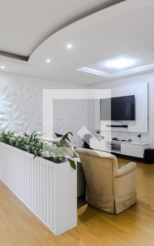 Casa à venda com 650m², 5 quartos e 6 vagas Casa à venda com 650m², 5 quartos e 6 vagasSala 2