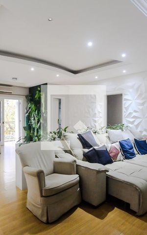 Casa à venda com 650m², 5 quartos e 6 vagas Casa à venda com 650m², 5 quartos e 6 vagasSala 2