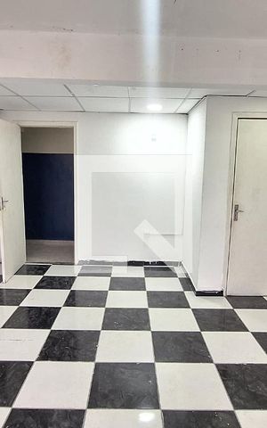 Casa para alugar com 70m², 1 quarto e 1 vaga Casa para alugar com 70m², 1 quarto e 1 vagaSala
