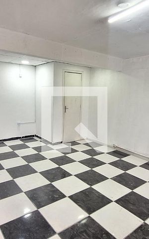 Casa para alugar com 70m², 1 quarto e 1 vaga Casa para alugar com 70m², 1 quarto e 1 vagaSala