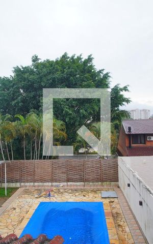 Casa à venda com 370m², 4 quartos e 4 vagasQuarto 3 - Vista