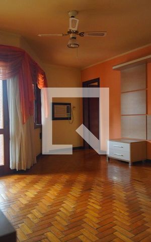 Casa à venda com 370m², 4 quartos e 4 vagasQuarto 1 - Suíte