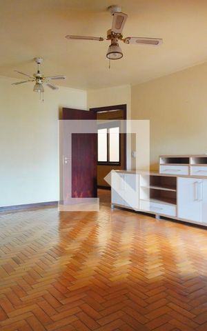 Casa à venda com 370m², 4 quartos e 4 vagasQuarto 1 - Suíte