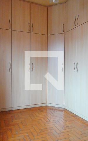 Casa à venda com 370m², 4 quartos e 4 vagasCloset da Suíte