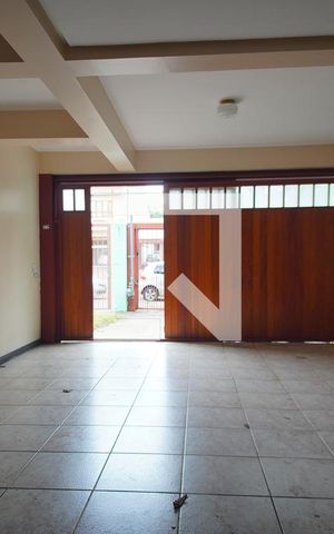 Casa à venda com 370m², 4 quartos e 4 vagasGaragem - 2 Vagas