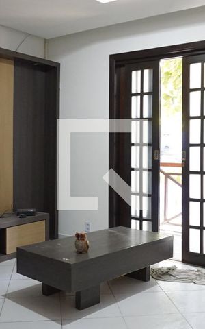 Casa à venda com 270m², 5 quartos e sem vagaSegundo Andar - Sala