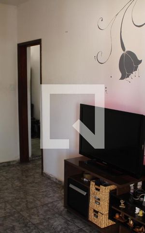 Casa à venda com 200m², 3 quartos e 3 vagasSala