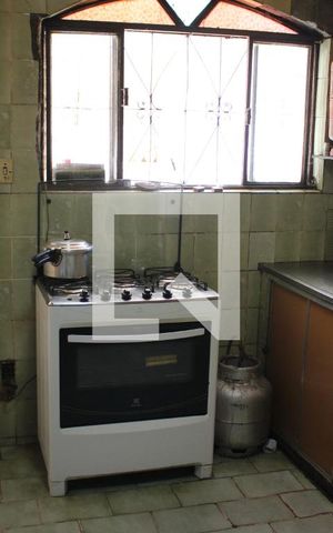 Casa à venda com 200m², 3 quartos e 3 vagasCozinha