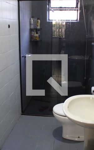 Casa à venda com 200m², 3 quartos e 3 vagasBanheiro Quarto 3