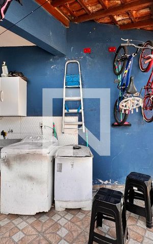 Casa à venda com 80m², 2 quartos e 2 vagas Casa à venda com 80m², 2 quartos e 2 vagasLavanderia