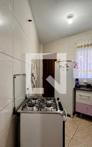 Casa à venda com 80m², 2 quartos e 2 vagas Casa à venda com 80m², 2 quartos e 2 vagasCozinha