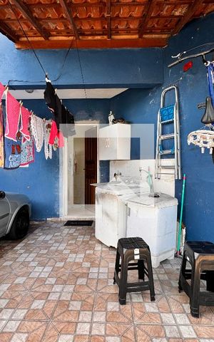 Casa à venda com 80m², 2 quartos e 2 vagas Casa à venda com 80m², 2 quartos e 2 vagasLavanderia