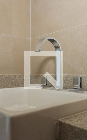 Apartamento à venda com 186m², 4 quartos e 3 vagasBanheiro da Suíte 2