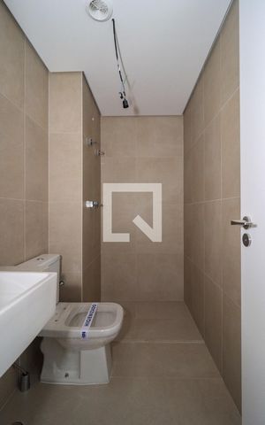 Apartamento à venda com 186m², 4 quartos e 3 vagasBanheiro da Suíte 2
