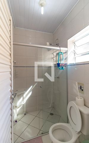 Casa à venda com 200m², 10 quartos e sem vaga Casa à venda com 200m², 10 quartos e sem vagaBanheiro 2 - Piso Térreo