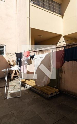 Casa à venda com 200m², 10 quartos e sem vaga Casa à venda com 200m², 10 quartos e sem vagaQuintal - Piso Térreo