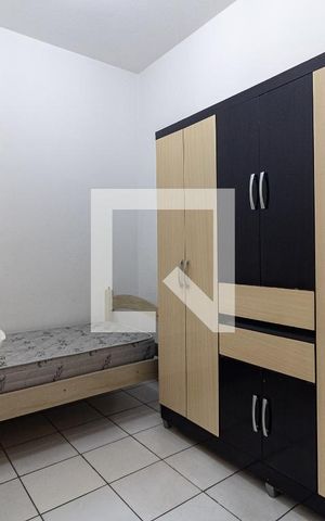 Casa à venda com 200m², 10 quartos e sem vaga Casa à venda com 200m², 10 quartos e sem vagaQuarto 5 - Terceiro Piso