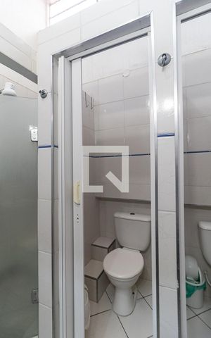 Casa à venda com 200m², 10 quartos e sem vaga Casa à venda com 200m², 10 quartos e sem vagaBanheiro 5 - Terceiro Piso