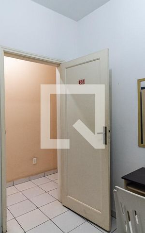 Casa à venda com 200m², 10 quartos e sem vaga Casa à venda com 200m², 10 quartos e sem vagaQuarto 5 - Terceiro Piso