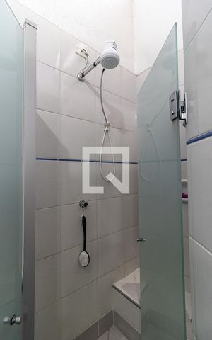 Casa à venda com 200m², 10 quartos e sem vaga Casa à venda com 200m², 10 quartos e sem vagaBanheiro 5 - Terceiro Piso