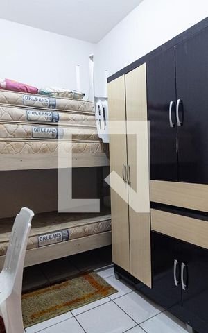 Casa à venda com 200m², 10 quartos e sem vaga Casa à venda com 200m², 10 quartos e sem vagaQuarto 5 - Terceiro Piso