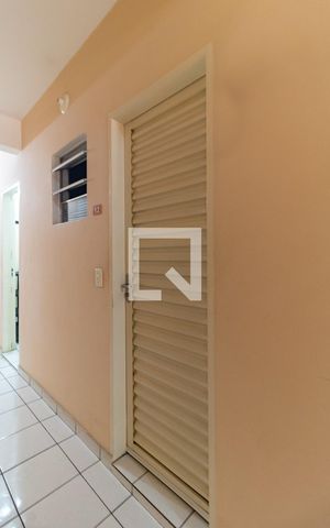 Casa à venda com 200m², 10 quartos e sem vaga Casa à venda com 200m², 10 quartos e sem vagaQuarto 3 - Piso Térreo