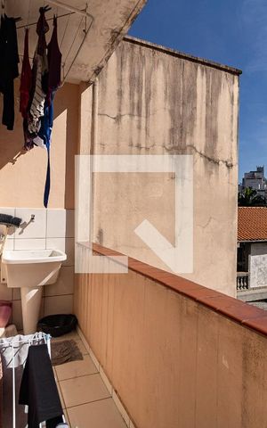 Casa à venda com 200m², 10 quartos e sem vaga Casa à venda com 200m², 10 quartos e sem vagaLavanderia do Terceiro Piso