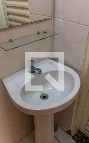 Casa à venda com 200m², 10 quartos e sem vaga Casa à venda com 200m², 10 quartos e sem vagaBanheiro 1 - Piso Térreo