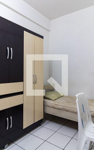 Casa à venda com 200m², 10 quartos e sem vaga Casa à venda com 200m², 10 quartos e sem vagaQuarto 1 - Piso Térreo