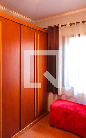 Casa à venda com 190m², 3 quartos e 2 vagas Casa à venda com 190m², 3 quartos e 2 vagasQuarto 02