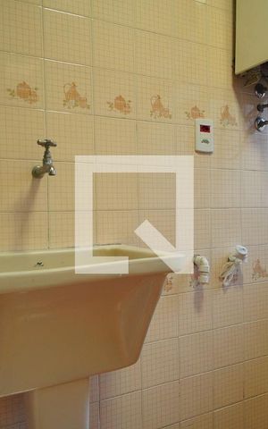 Apartamento à venda com 115m², 3 quartos e 1 vagaÁrea de Serviço