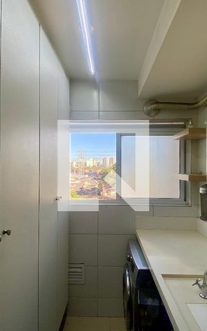 Apartamento para alugar com 45m², 2 quartos e 1 vaga Apartamento para alugar com 45m², 2 quartos e 1 vagaLavanderia
