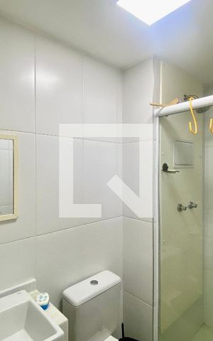 Apartamento para alugar com 45m², 2 quartos e 1 vaga Apartamento para alugar com 45m², 2 quartos e 1 vagaBanheiro