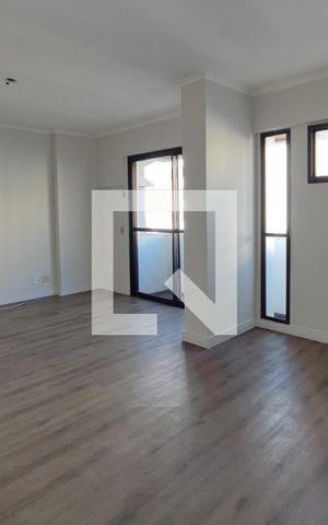 Apartamento à venda com 98m², 3 quartos e 1 vaga Apartamento à venda com 98m², 3 quartos e 1 vagaSala