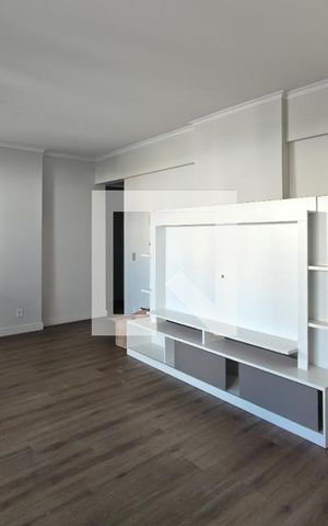 Apartamento à venda com 98m², 3 quartos e 1 vaga Apartamento à venda com 98m², 3 quartos e 1 vagaSala